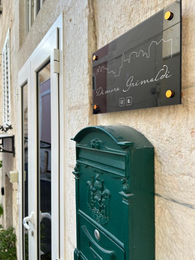 Dimora Grimaldi Bed & Breakfast ออสตูนี ภายนอก รูปภาพ